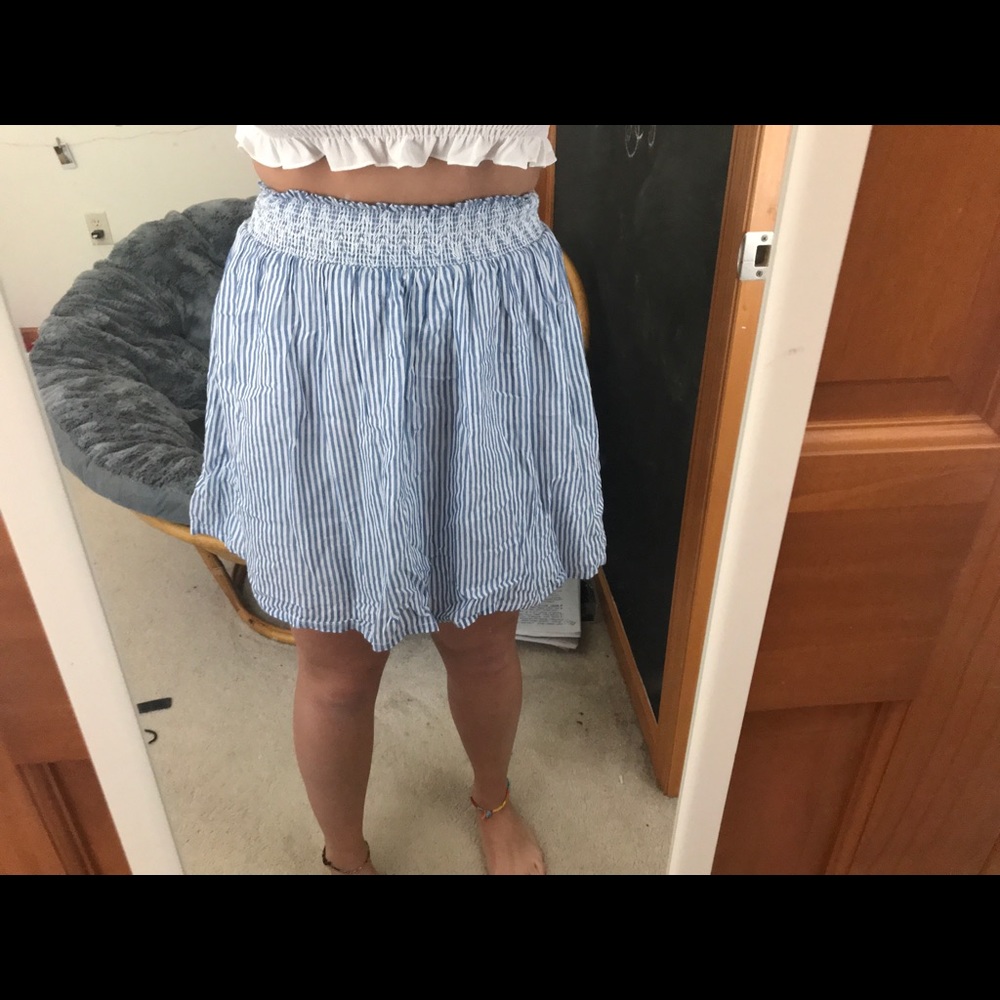 blue and white striped skirt - Picture 4 of 5